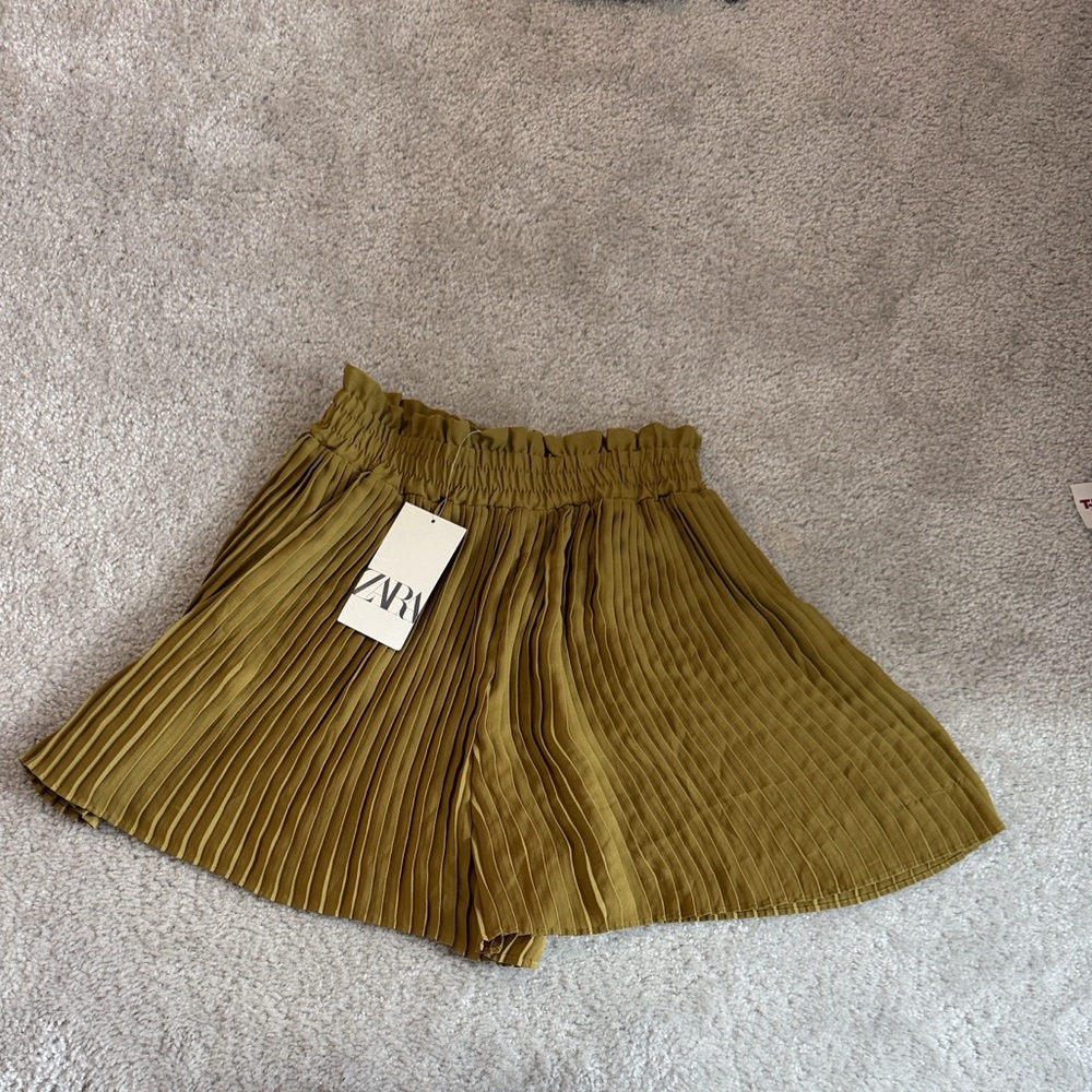 Zara Mustard Pleated Skirt